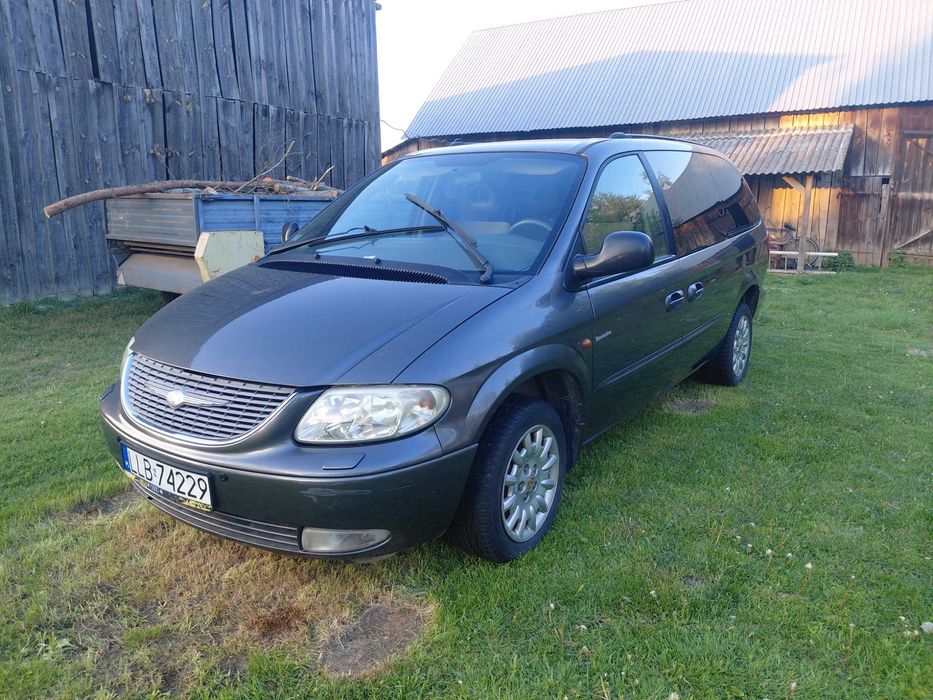 Samochód Chrystler Grand Voyager