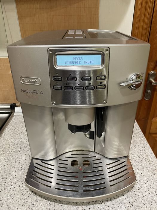 Кавомашина Delonghi MAGNIFICA