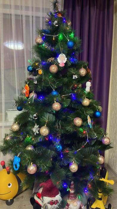 Продам штучну сосну 2.2 м