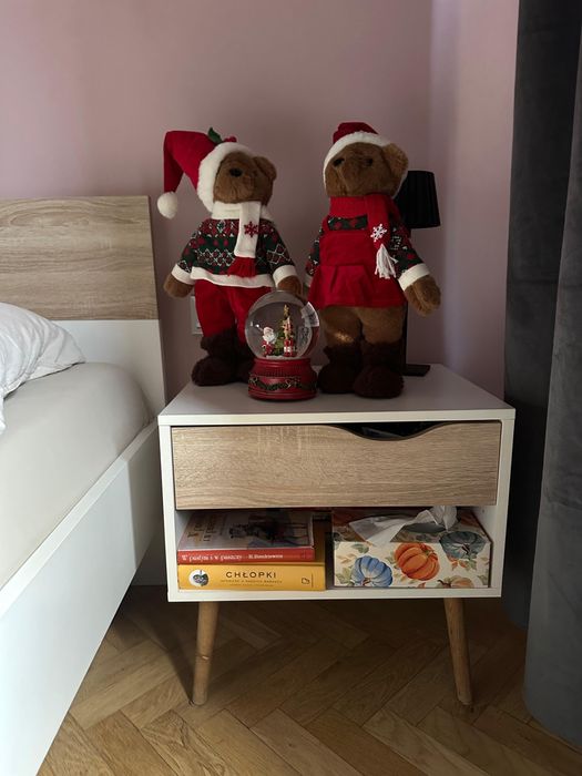 Łóżko o wymiarach 140x200