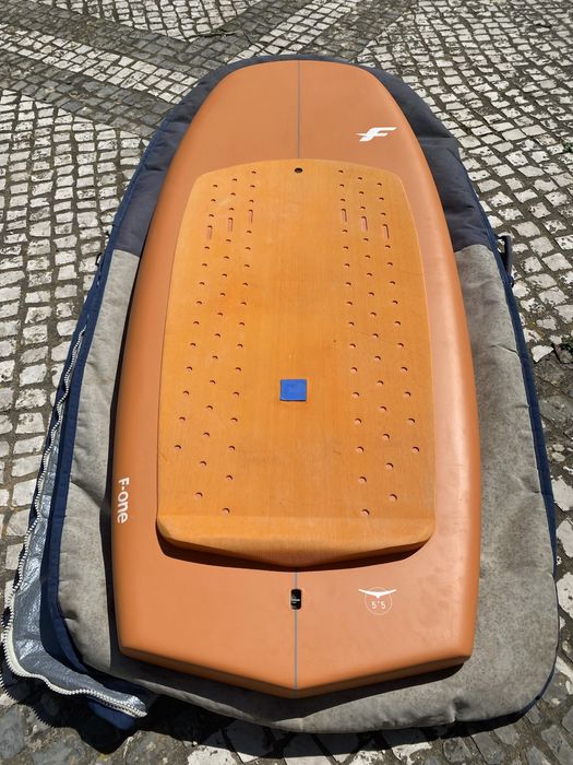 Prancha wing f-one 85 litros
