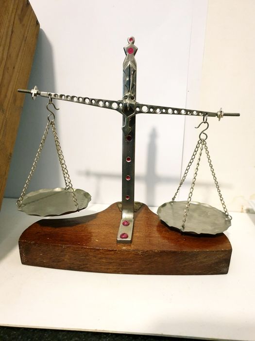 Antiga caixa/mala de balança de vendedor ambulante de ouro e prata