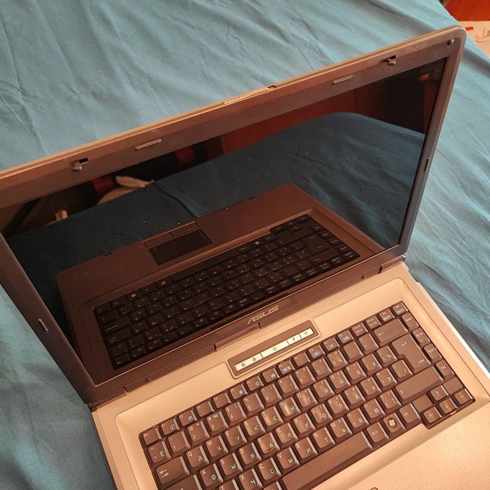 Ноутбук ASUS X51RL