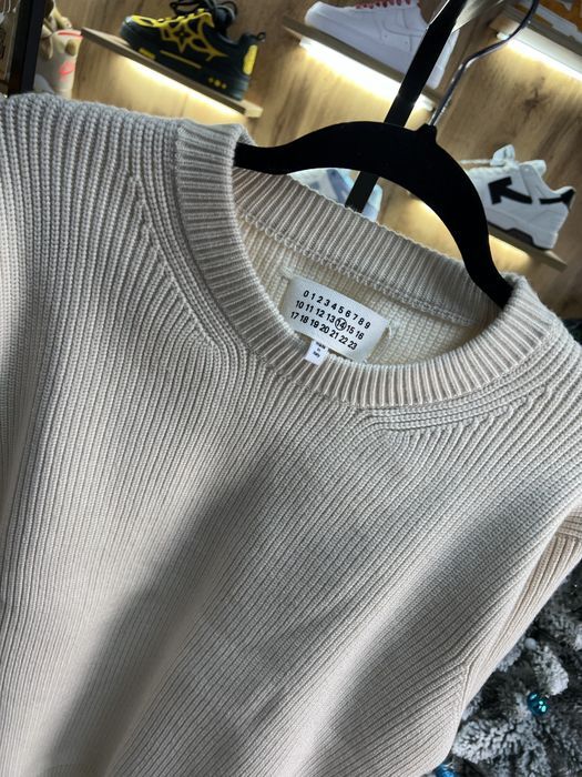 Светр MAISON MARGIELA Mm6 Beige Knit Sweater