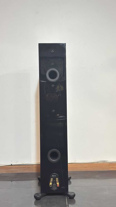 Conjunto Home Cinema - 5 Colunas - Monitor Audio silver 300 Preto Lacado
