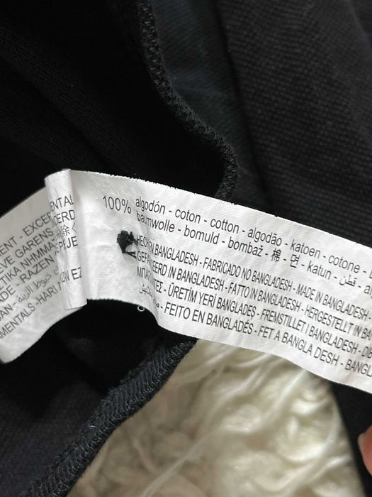 Krótka bluzka marki Bershka w rozmiarze S 36