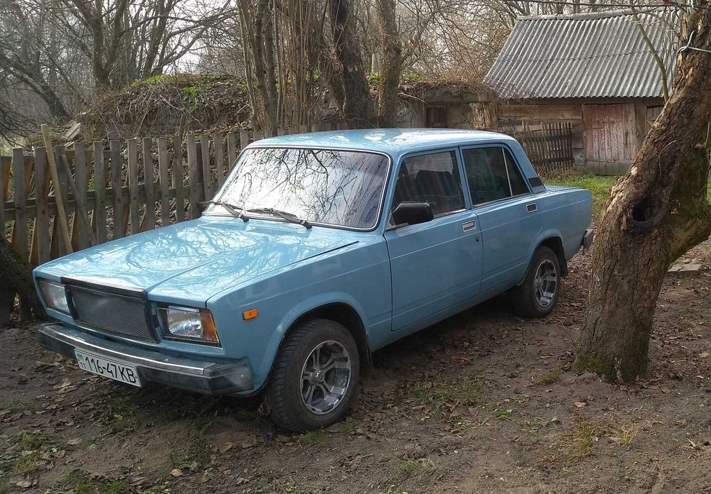 Продам Ваз 2107 1990 рік