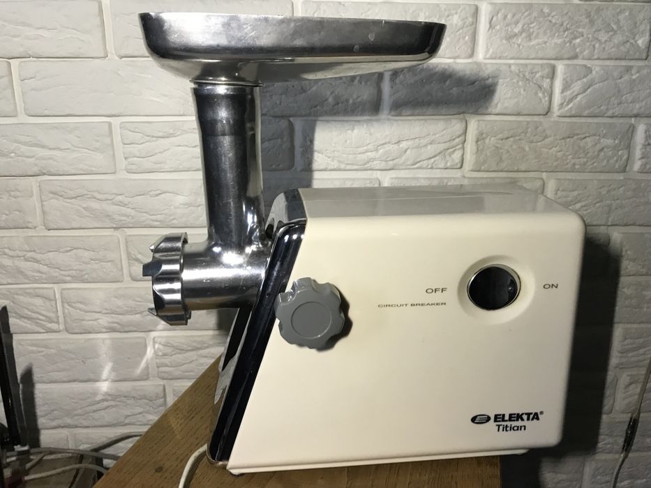 ELEKTA EMG 800 электрическая мясорубка новая Япония
