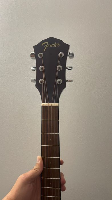 Guitarra Fender.