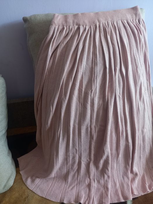 Спідниця нова ніжно рожева