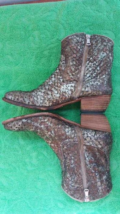 Женские бот в стиле вестерн из змеиной кожи  италии vero cuolo ручн.р