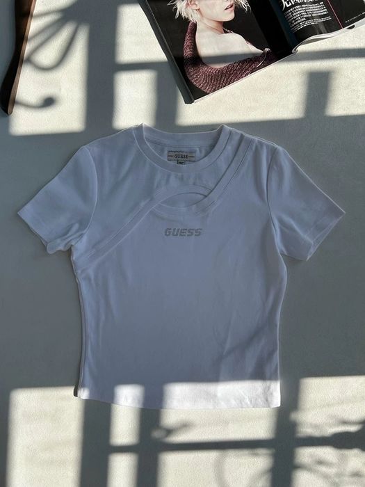 Нова біла футболка guess