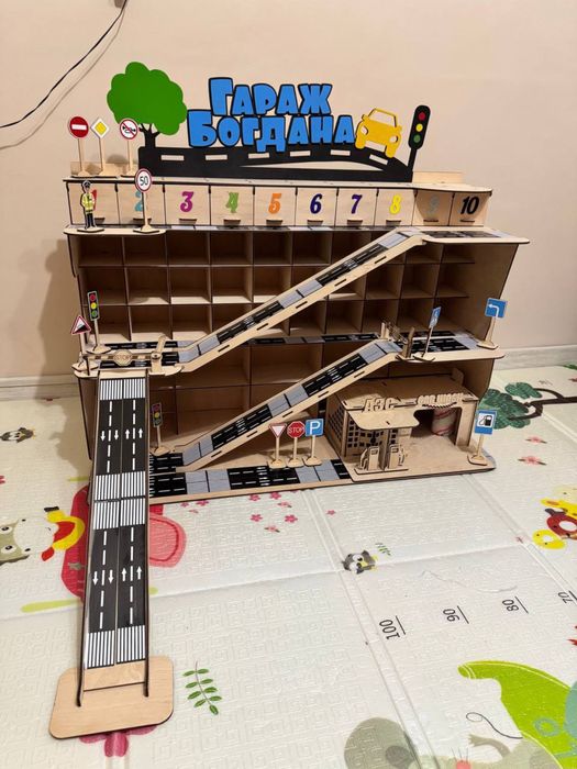 Гараж детский, парковка, гараж для машинок,кинсмарт,трек