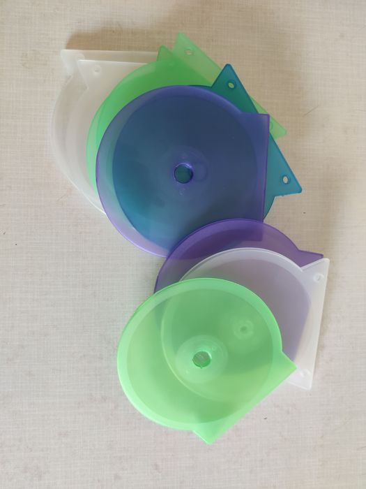 Коробки для CD / DVD дисков, подставка для дисков