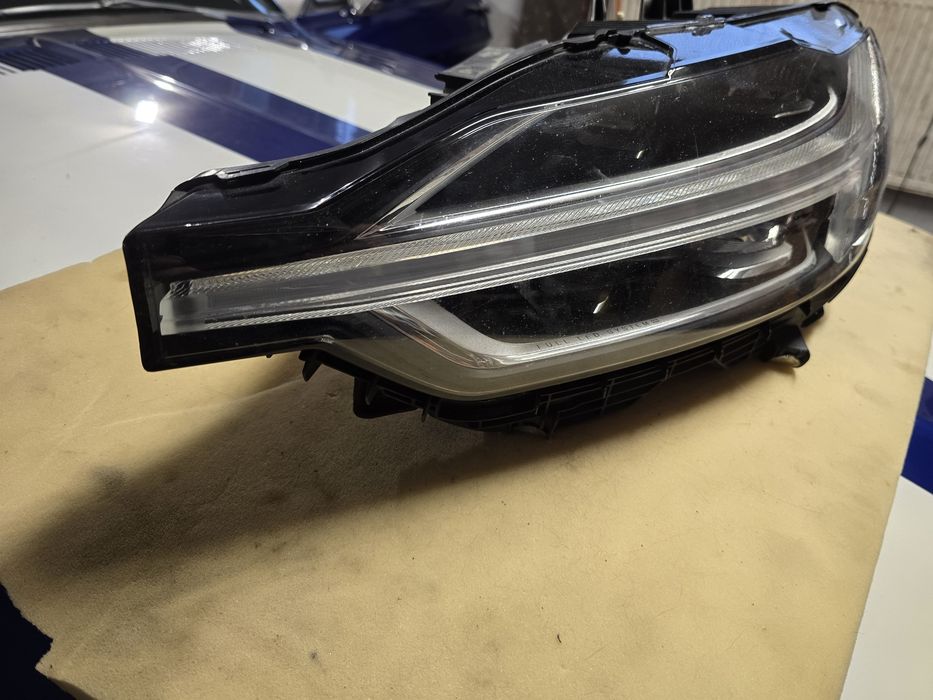 Lampa Volvo xc60 2018