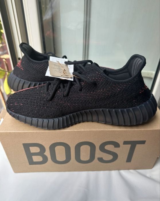 Yeezy 350 “Core Black Red”