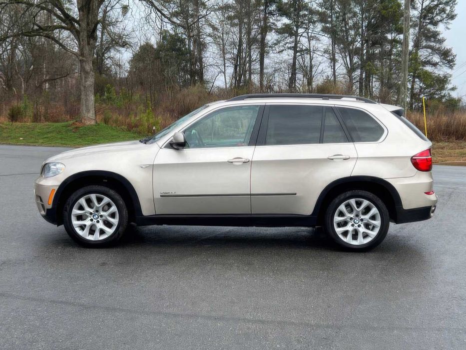 BMW X5 xDrive35d      2013