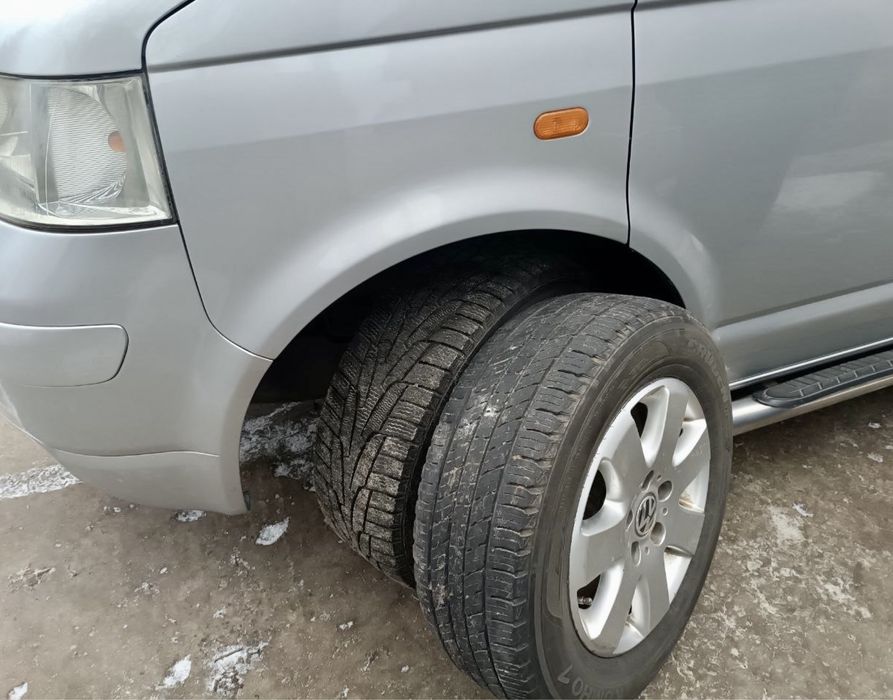 БУС WOLKSWAGEN Transporter T-5