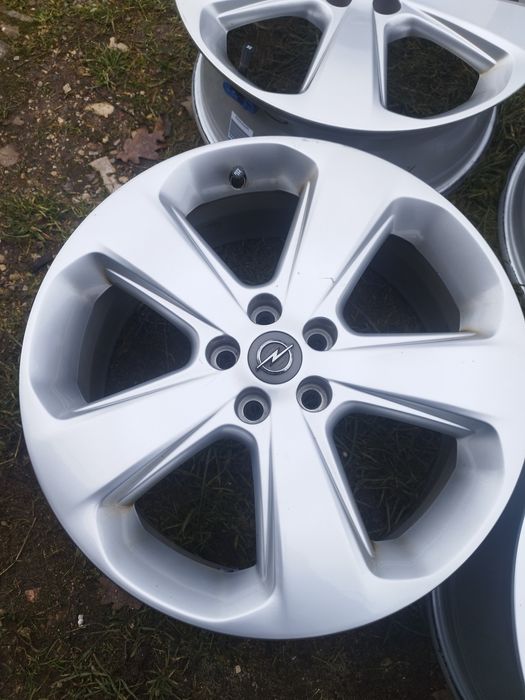 Felgi 18" Ori Opel 5x105 z czujnikami
