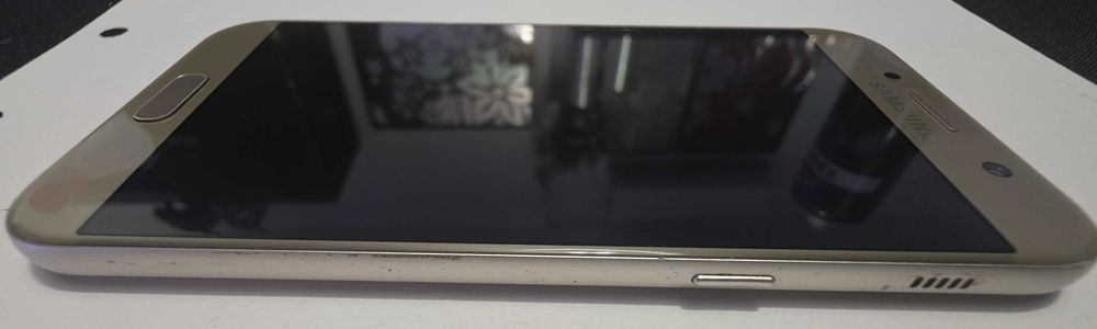Samsung Galaxy A5 dourado em excelente estado — sem riscos nem defeitos