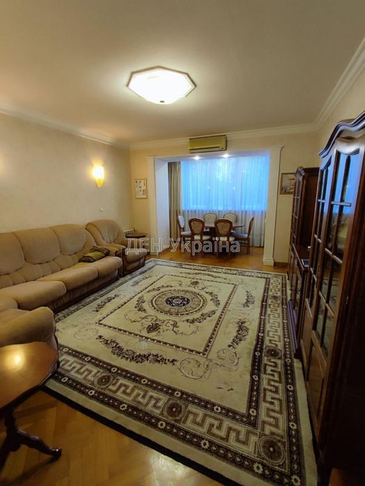 Без комісіїПродаж трикімнатної квартири Г.Алмазова 6, 199500 у.е.