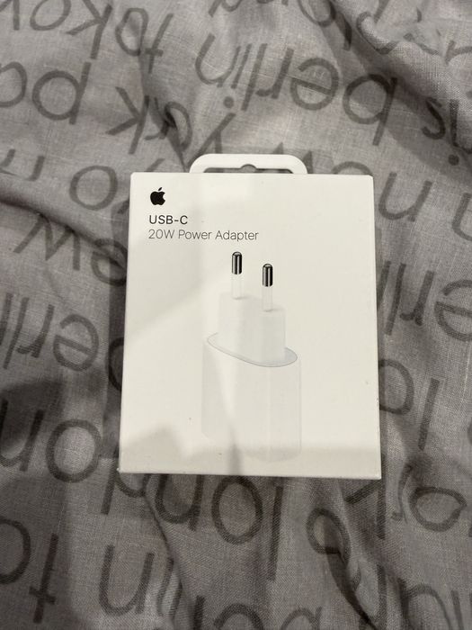 Блочок блок 20W apple iphone ipad оригинал зарядка новая