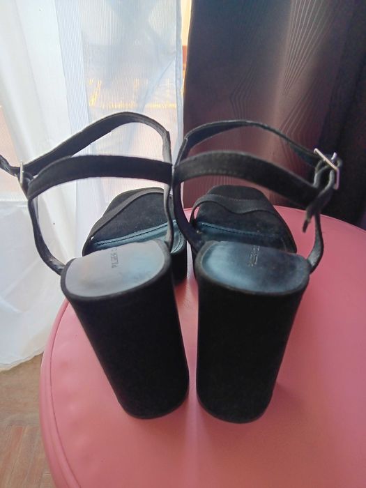 Sandálias camurça Pull & Bear Tamanho 38