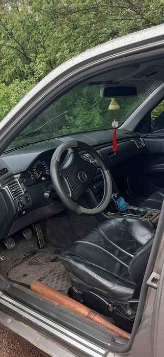 Мерседес Е210 в продаже