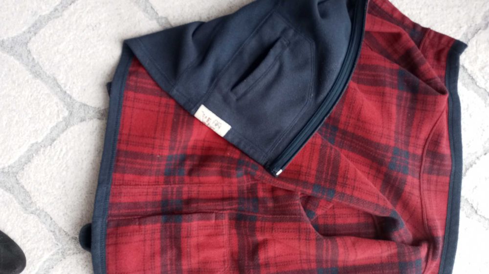 Sweter dziecięcy