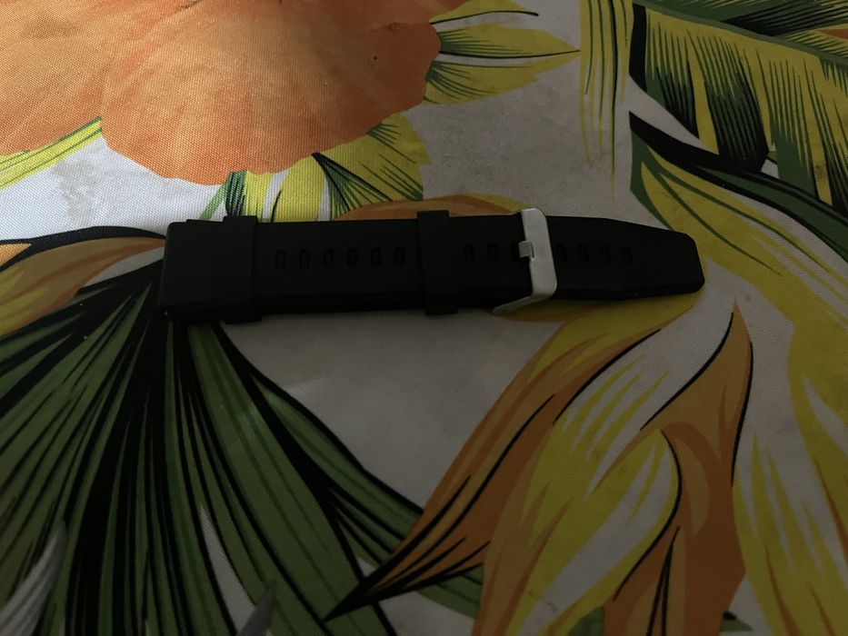 SmartWatch Gold em bom estado