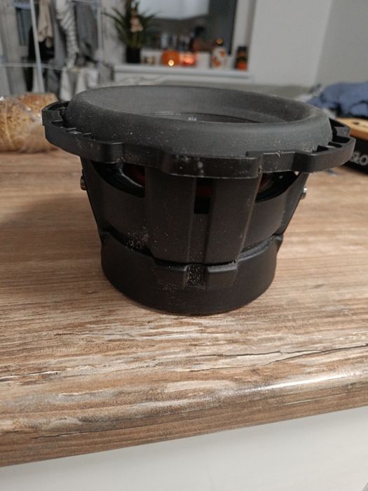 Subwoofer rockford fosgate p2d2-8