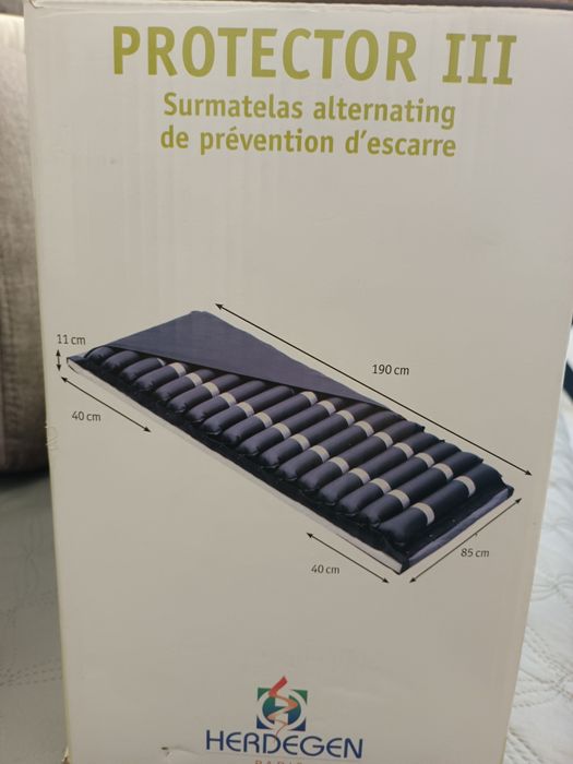 Materac przeciwodleżynowy zmiennociśnieniowy