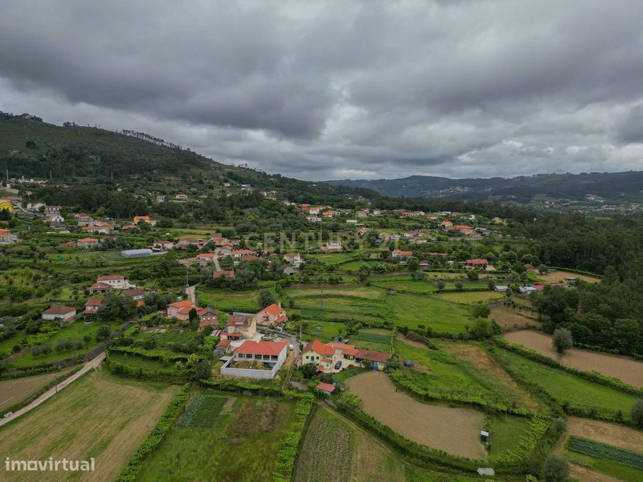 Casa em Ruínas com Jardim em Anais, Ponte de Lima