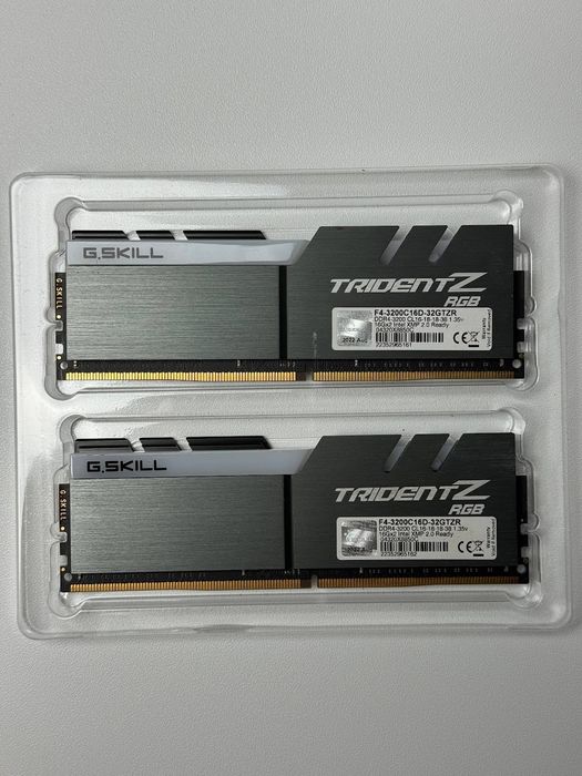 Оперативна пам'ять G.Skill Trident Z RGB DDR4 DIMM 2x16GB 3200MHz CL16