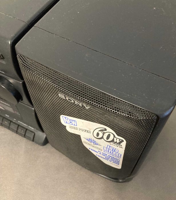 Магнитофон SONY CFS-W485L