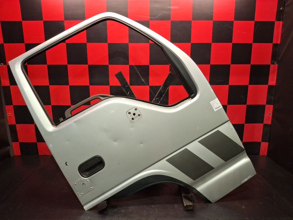 Porta frente direita ISUZU ELF (NKR8_)