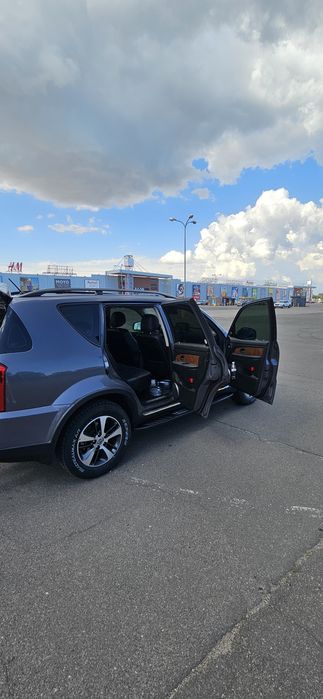 Продам повноцінний джип
