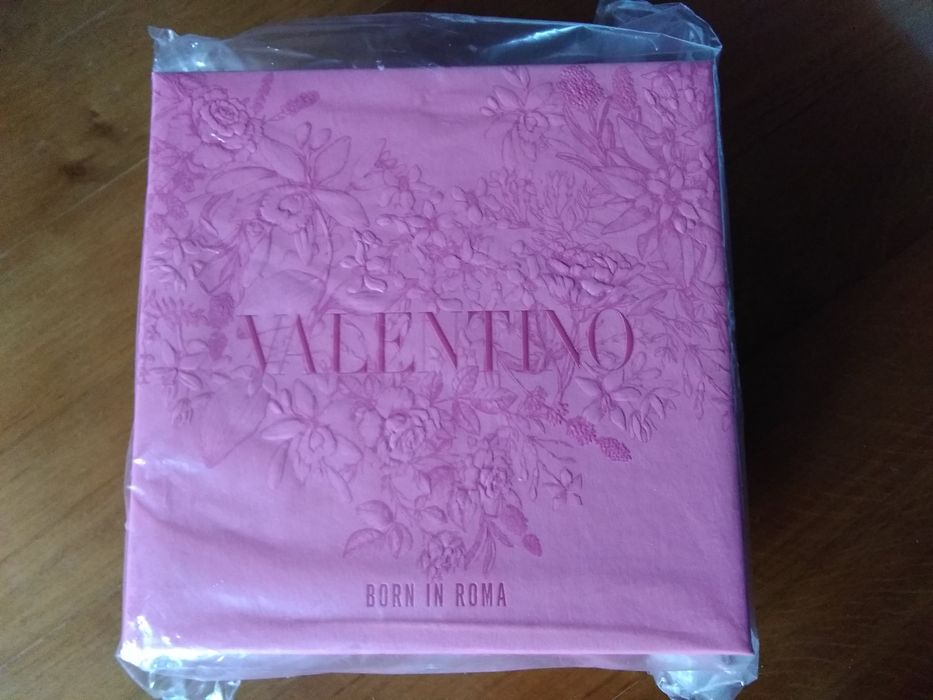 Valentino вишуканий набір