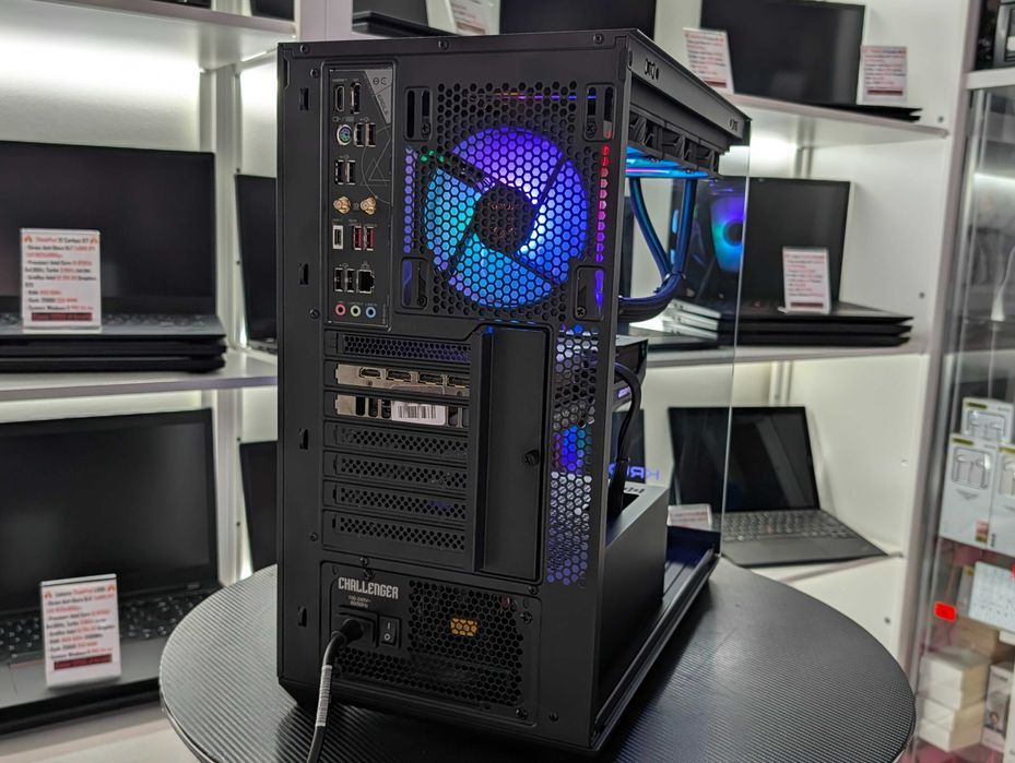 NOWY Gamingowy Komputer Ryzen 7 7800X3D | RTX 5070 12GB 32GB DDR5/1TB