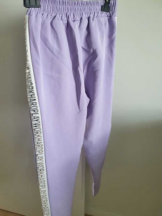 Spodnie z wysokim stanem z paskiem S