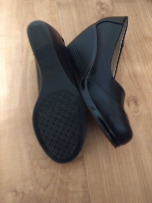 Czółenka,półbuty czarne  jak nowe