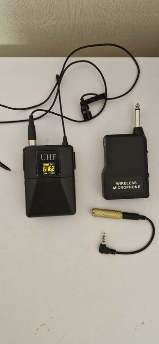 Беспроводной петличный микрофон