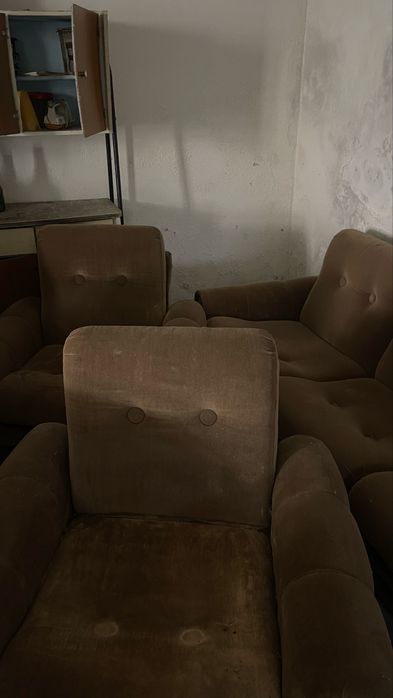 Sofás 3 lugares + 2 cadeirões