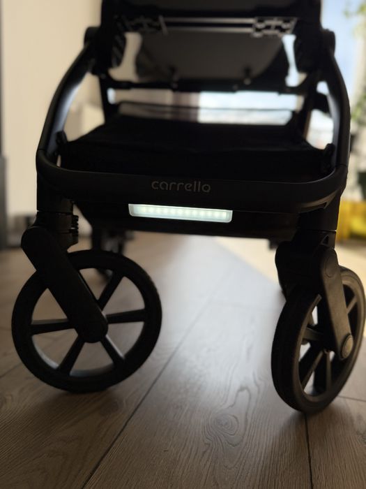 Wózek 2w1 Carrello Omega Plus (spacerówka nowa) + adaptery