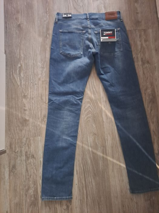 Spodnie Tommy Jeans