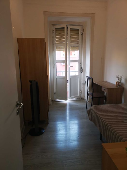 Quarto - Metro Arroios/ Alameda e IST - Só ESTUDANTES