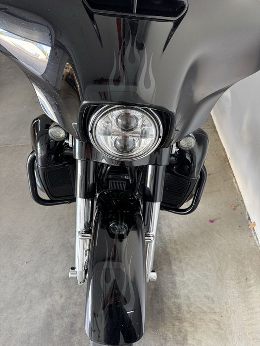 Harley Davidson Street Glide CVO