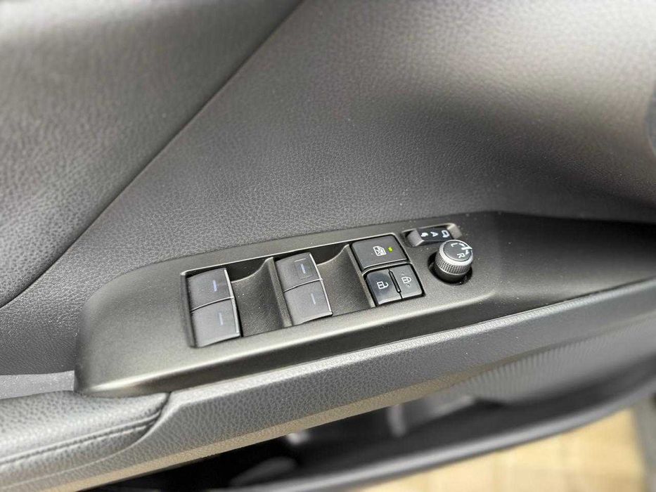 Toyota Camry 2021 2.5 Гібрид