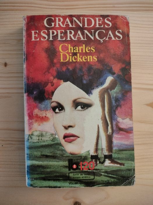 Livro Grandes Esperanças . Charles Dickens