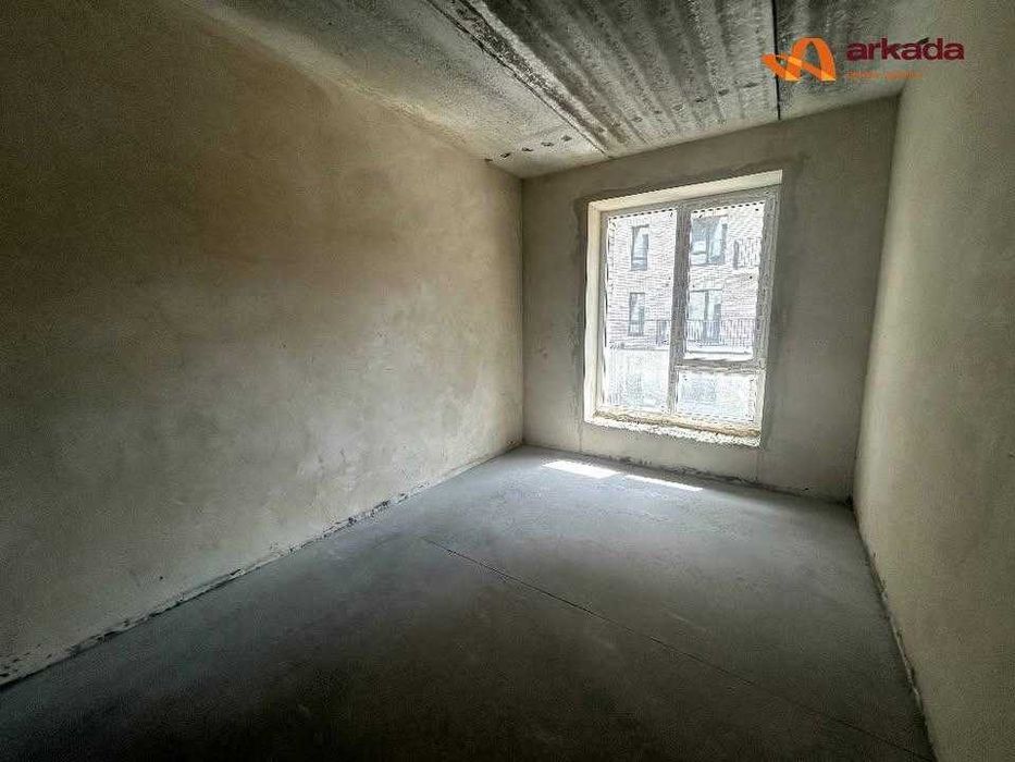 Продам 2кімнатну квартиру в районі Озера. 64м2 ЖК Долішній